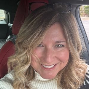 Meet your Posher, Christa